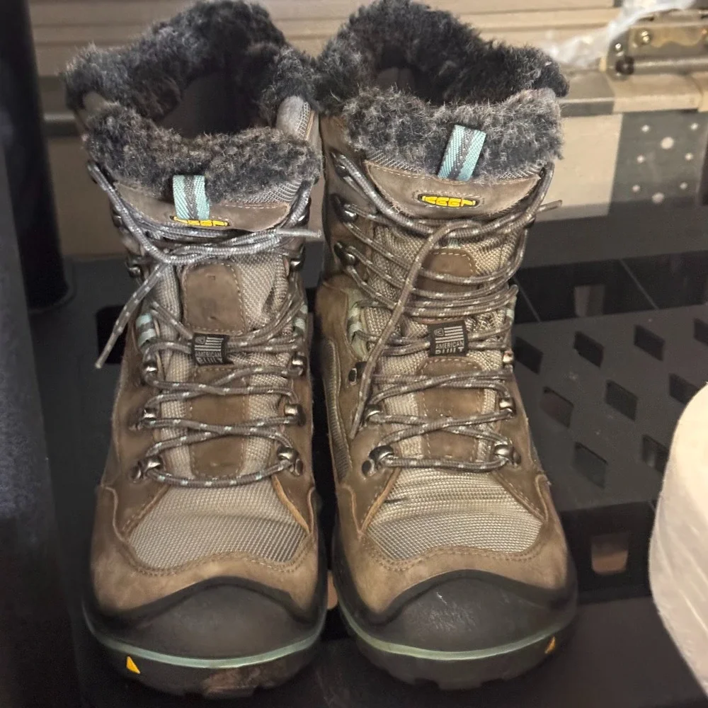 Keen Durand Polar Waterproof Winter Boots Women's 9.5 Brown Faux Fur Insulated